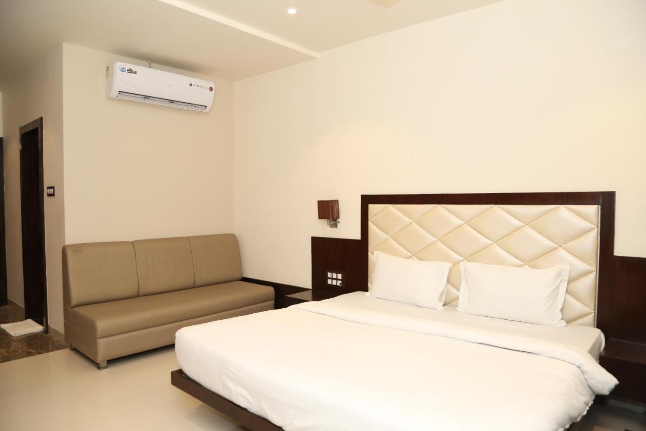 Hotel Prince Viraj Jabalpur Exterior foto